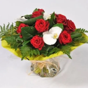 BOUQUET CERISE AVEC ORCHIDEE