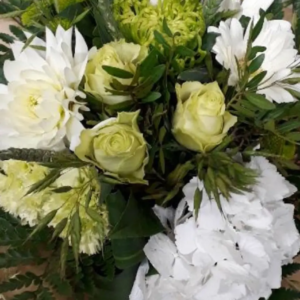 BOUQUET DE FLEURS VERT ET BLANC