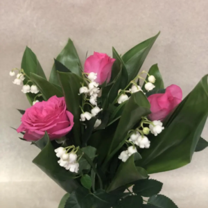 LOT DE 3 BOUQUETS DE 5 BRINS DE MUGUET ET 3 ROSES
